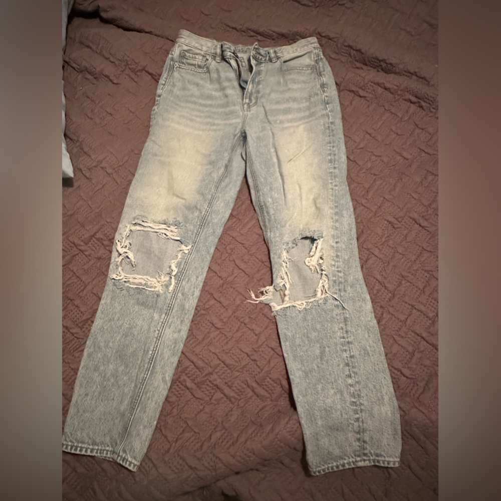 Used to be my favorite pair of jeans, so cute!
